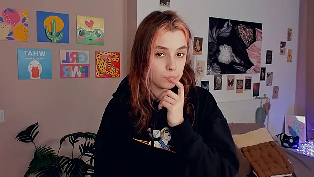 Snapshot of VedaSchulz chatting on March 2026 07:31:01 PM VedaSchulz online show from March 2026 07:31:01 PM