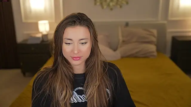 Snapshot of Luna_secretgirl chatting on September 2025 06:51:02 AM Luna secretgirl online show from September 2025 06:51:02 AM