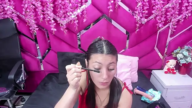  Luna Bennett online show from February 2026 12:42:02 PM