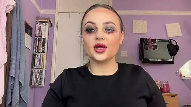 SexySashaxox online show from October 2025 01:23:02 PM