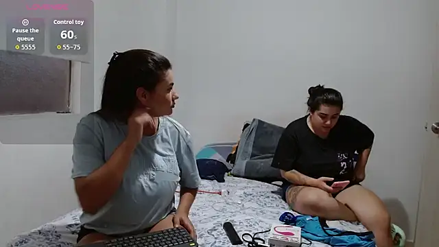 Laia Gomez online show from November 2025 10:57:02 PM