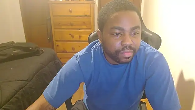 Snapshot of Breadwinnah chatting on October 2025 06:52:02 AM Breadwinnah online show from October 2025 06:52:02 AM