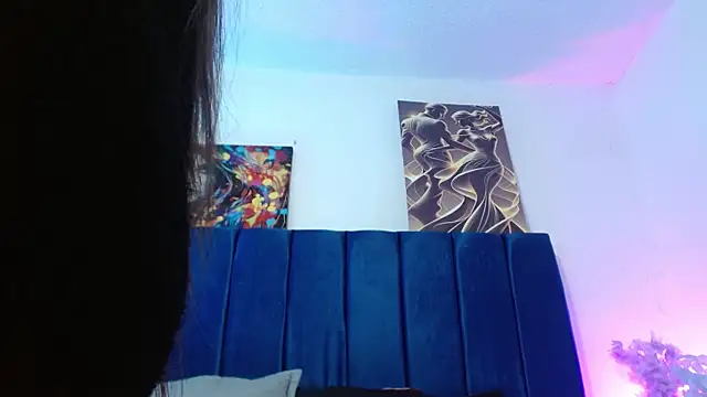 Annie switt online show from March 2026 04:39:01 AM