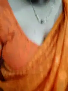 Snapshot of hornypiu697 chatting on April 2026 04:50:02 AM hornypiu697 online show from April 2026 04:50:02 AM