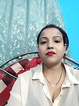 Snapshot of hornypiu697 chatting on April 2026 03:45:01 AM hornypiu697 online show from April 2026 03:45:01 AM