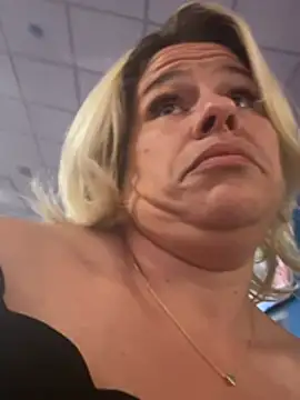 toomuchofafreak online show from April 2026 11:55:01 AM