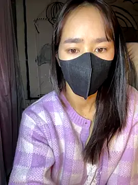 TiNa 04 online show from November 2025 11:26:01 PM