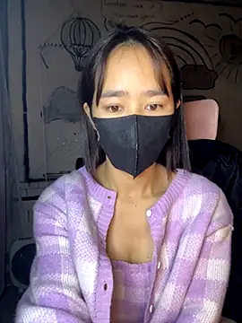 TiNa 04 online show from December 2025 10:49:01 PM