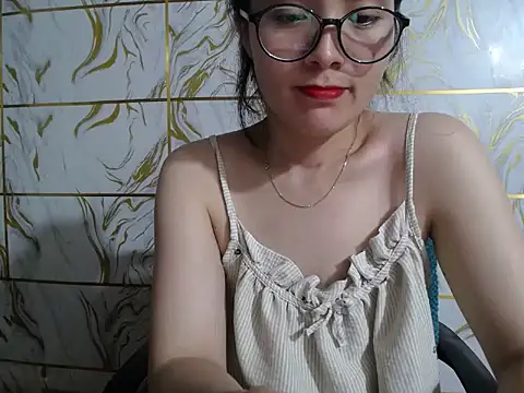 Snapshot of Lyzizi_lovely09 chatting on June 2026 02:09:01 PM Lyzizi lovely09 online show from June 2026 02:09:01 PM