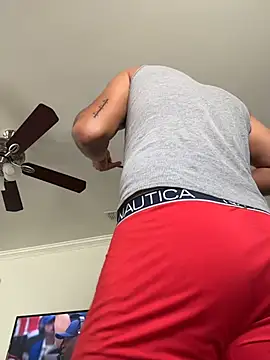 Snapshot of StrokingDaddy4 chatting on November 2025 06:10:01 PM StrokingDaddy4 online show from November 2025 06:10:01 PM