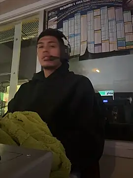 Snapshot of StrokingDaddy4 chatting on November 2025 11:24:02 AM StrokingDaddy4 online show from November 2025 11:24:02 AM