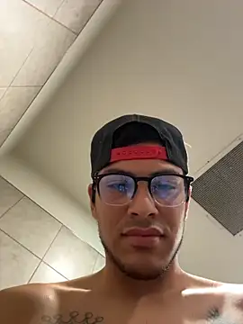 Snapshot of StrokingDaddy4 chatting on December 2025 03:09:02 PM StrokingDaddy4 online show from December 2025 03:09:02 PM