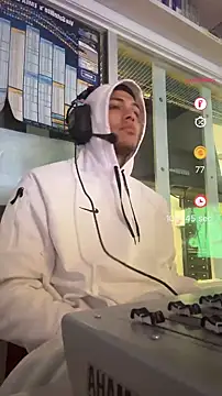 Snapshot of StrokingDaddy4 chatting on March 2026 11:17:02 AM StrokingDaddy4 online show from March 2026 11:17:02 AM