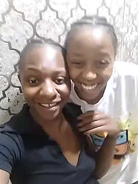 LonelyQueenxx25 online show from September 2025 03:37:02 PM