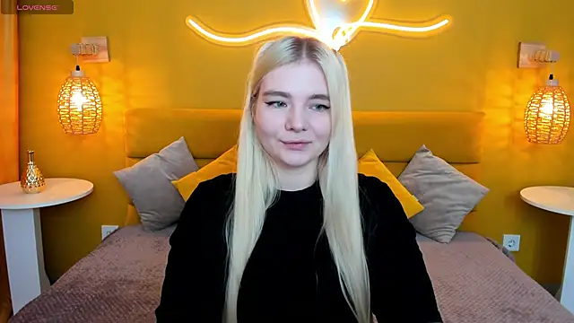 RuthBryant online show from November 2025 12:54:01 AM