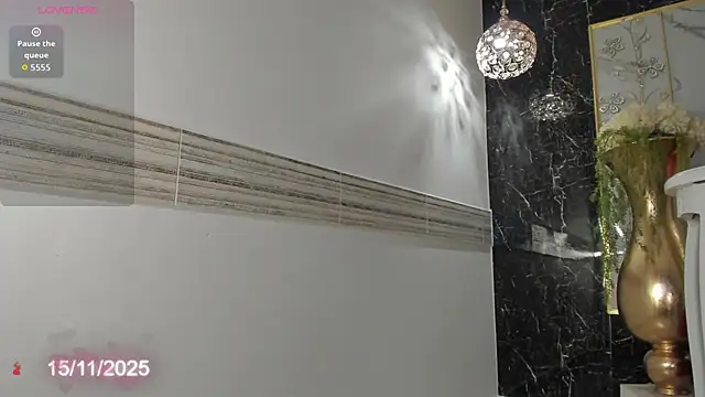 Sophi Johnson online show from November 2025 05:35:01 AM