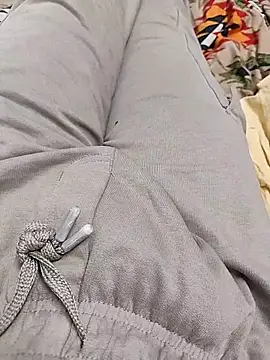 themasklover online show from December 2025 04:57:01 PM