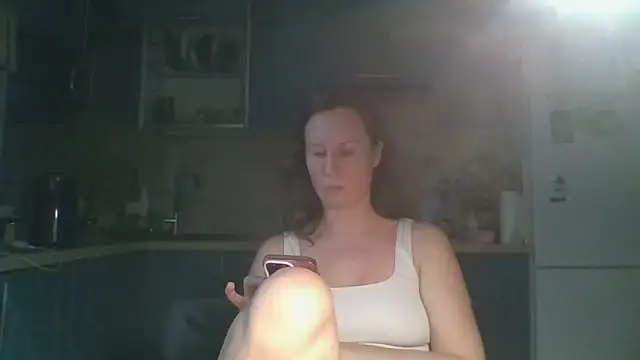 Snapshot of ALICAINWONDERLAND chatting on June 2026 10:52:01 PM ALICAINWONDERLAND online show from June 2026 10:52:01 PM