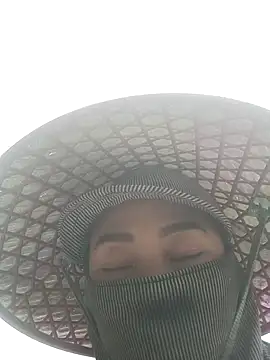 CoMay003 online show from April 2026 06:36:01 AM