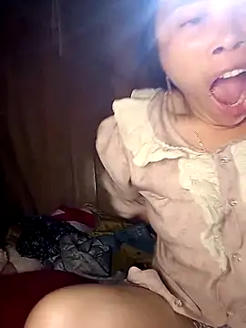 CoMay003 online show from April 2026 08:24:02 PM