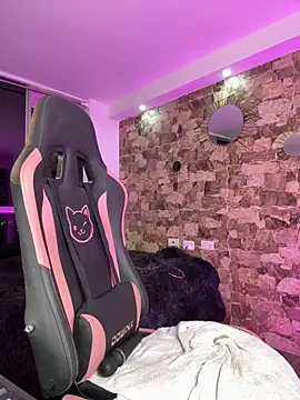 samiacooper25 online show from April 2026 03:04:02 AM