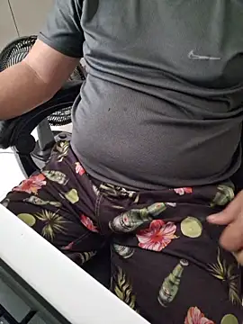 Carloskasado online show from January 2026 01:26:01 PM