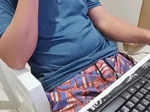Carloskasado online show from July 2026 11:29:01 PM