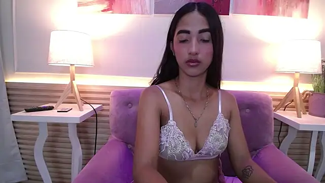 Snapshot of MilkyLally chatting on May 2026 12:00:01 PM MilkyLally online show from May 2026 12:00:01 PM