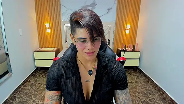 KAROLLJONES1 online show from March 2026 07:19:02 PM