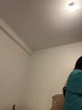 princesaliay online show from April 2026 10:51:01 AM