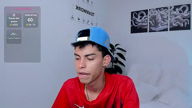 Room 69x online show from November 2025 05:06:02 PM