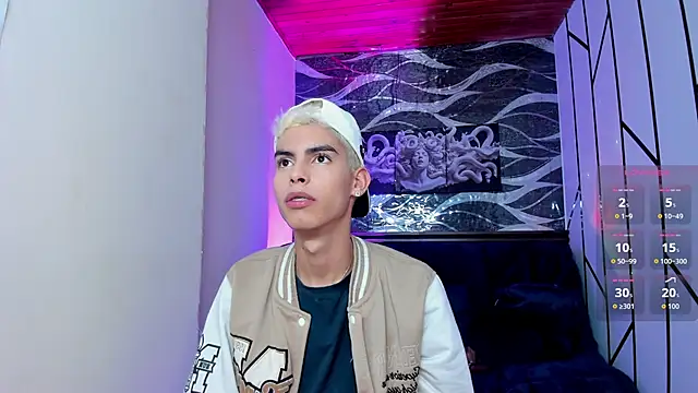 Room 69x online show from February 2026 03:11:02 AM