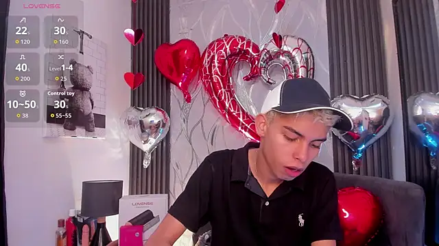 Room 69x online show from February 2026 03:47:01 AM