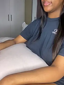 Sipsdoll online show from October 2025 10:07:02 PM