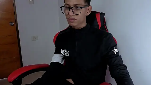 sung yol online show from March 2026 08:59:01 PM