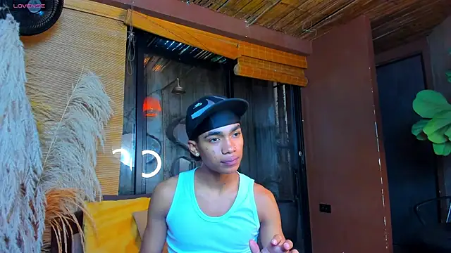 AlanCutee online show from January 2026 12:10:02 PM