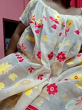 Cute-Swewty online show from April 2026 02:39:01 PM