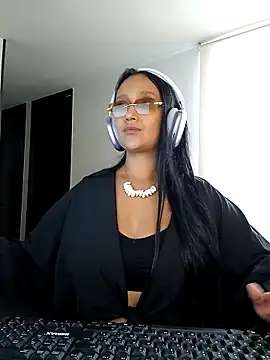 Esmeralda333 online show from March 2026 02:45:02 PM