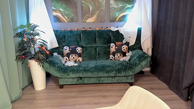 Snapshot of AnoraDark chatting on October 2025 07:24:02 PM AnoraDark online show from October 2025 07:24:02 PM