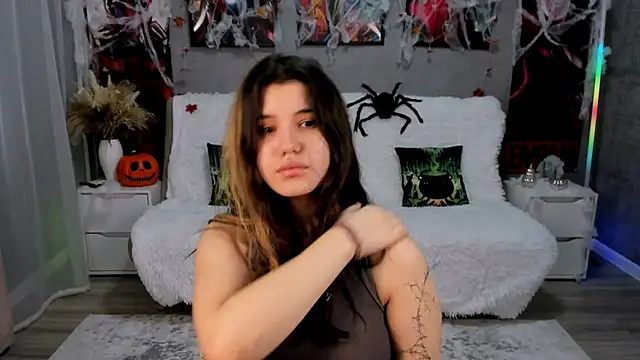 Snapshot of AnoraDark chatting on November 2025 12:28:01 PM AnoraDark online show from November 2025 12:28:01 PM