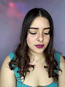 Nahomy cm online show from November 2025 08:25:02 PM