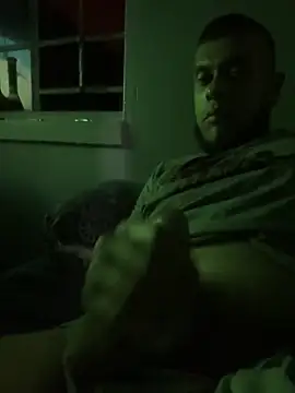 Smallboybigworld online show from December 2025 10:14:01 PM