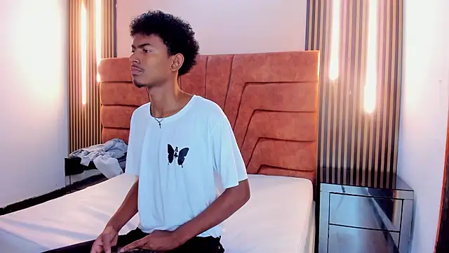 FYKMOR 1 online show from October 2025 03:53:02 AM