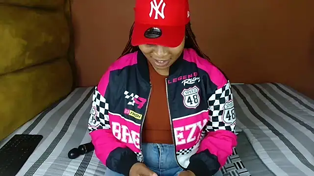 SexxyAddiict online show from February 2026 04:15:02 PM