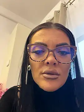 LeaRos online show from January 2026 01:26:02 PM