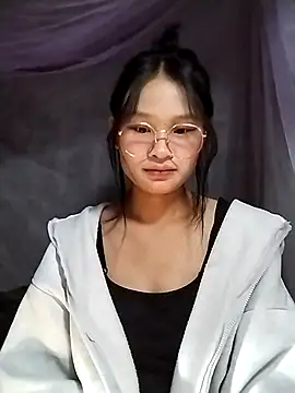 saronla 03 online show from November 2025 05:41:01 PM