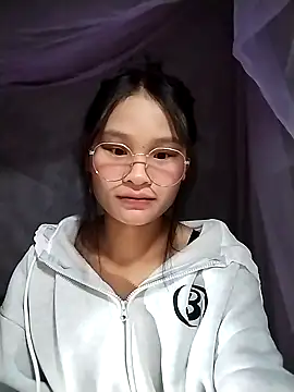 saronla 03 online show from November 2025 06:34:02 PM