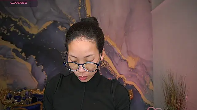 Yen Star online show from March 2026 08:59:02 PM