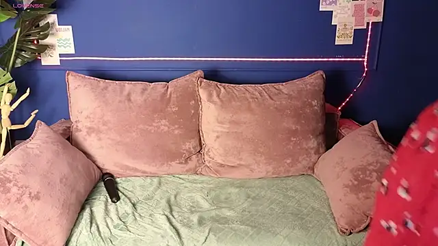 Jesica mooon online show from October 2025 01:37:01 AM