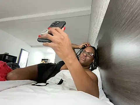 KANDIS864 online show from February 2026 04:49:02 AM